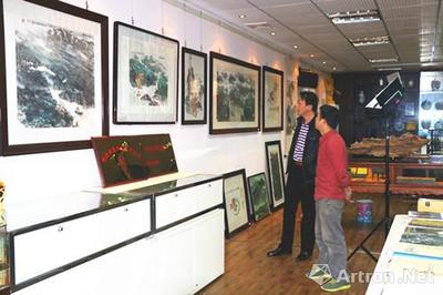 2016张善平“道法自然”书画收藏展今日隆重开展