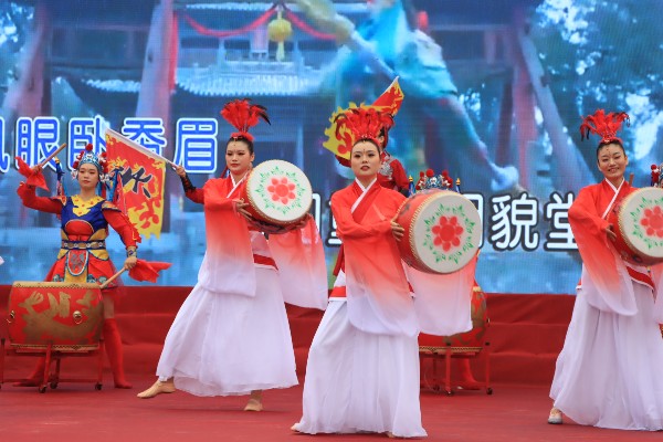 忠义铸魂 商道传新——河南赊店第十二届关公文化旅游节舞台艺术造型策划